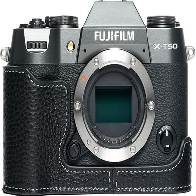 BMAOLLONGB X-T50 Camera Case, Handmade Genuine Real Leather Half Camera Case Bag Cover for Fujifilm X-T50 XT50 Camera Bottom Opening Version + Hand Strap (Black)