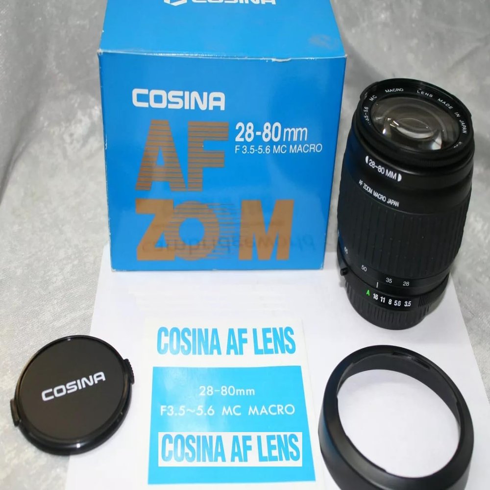 Cosina 28-80mm F3.5-5.6 AF/MF Macro Zoom Lens for Minolta AF and Sony Alpha Mount (Made in Japan)