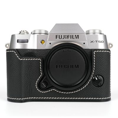 Uchandmade Handmade Genuine Leather Camera Half Case for Fujifilm X-T50/Fujifilm X-T50 Camera Case/Fujifilm X-T50 Case - Top Layer Cowhide Body + Metal Base Plate (89 Black & White Link)