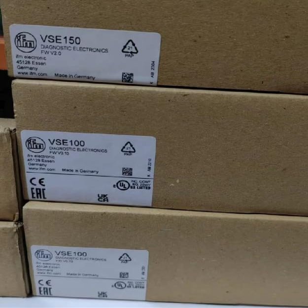 1 Pc New VSE002 Sensor in The Original Packaging