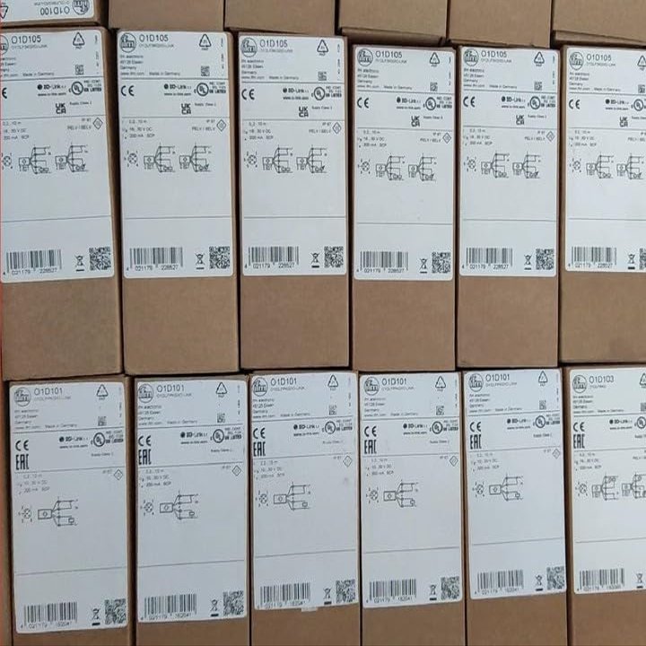 1 Pc New O1D100 / O1D101 / O1D102 / O1D103 / O1D105 / O1D106 / O1D108 / O1D120 / O1D155 / O1D300/ O1D405 Sensor in The Original Packaging (O1D101)