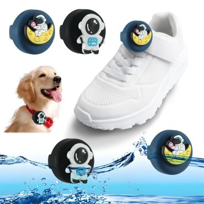 2 Pack Tracker Holder for Kids Shoelaces,Hidden Wear Resistant Silicone Air Tags Case Cover for Children Shoes Shoestring Accessories for Toddler Child Pet (Astronaut+Cosmonaut)