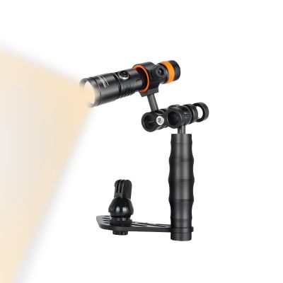 ORCATORCH D530V 5500K Warm White Video Light 1000 Lumen 120 Degrees Photography Light with Ball Joint & ORCATORCH H02 Underwater Camera Tray Kit
