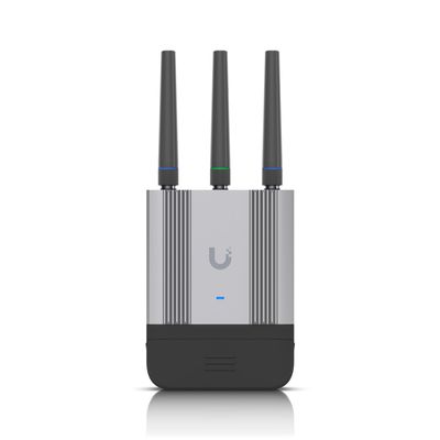 Ubiquiti Mobile Router Industrial (UMR-Industrial)