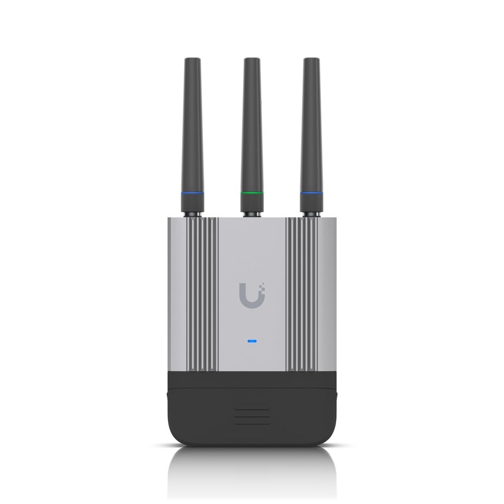 Ubiquiti Mobile Router Industrial (UMR-Industrial)