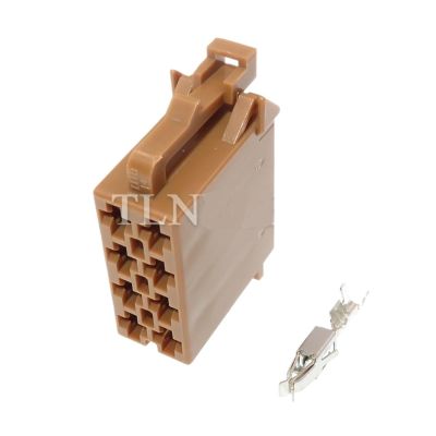 1Set 3.5mm 8 Pin Male Female Brown Black Middle Slot Auto ISO Rad1o Horn CD p/Lug Connector DJ7082-3.5-11 DJ7082-3.5-21(Brown Female Set)