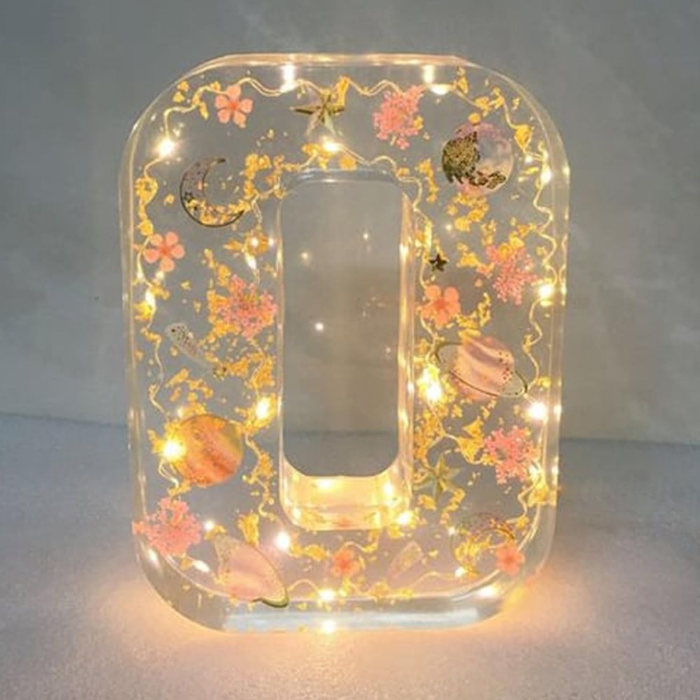 Handmade Floral Night Light, Floral Resin Night Light Letter, Floral Resin Letter Lamp with LED Light, Handmade Floral Resin Letter Night Light, Personalized DIY Floral Letter Name Night Light (O)