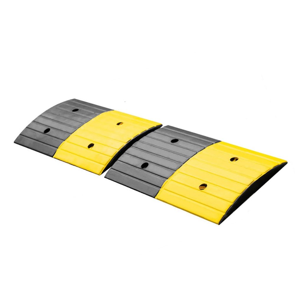 2 Piece Rubber Speed Bump, Heavy Duty Speed Bump Cable Protected Ramp, Wear Resistant Driveway Bumper, Suitable for Asphalt Concrete Gravel Driveway