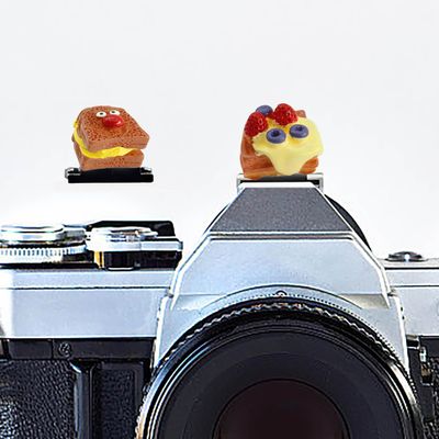 Camera Hot Shoe Cover, Cute Hot Shoe Cap, Hot Shoe Protector Compatible with Sony Fujifilm Fuji Canon Nikon Pentax Leical Panasonic (2pcs Butter Bread)