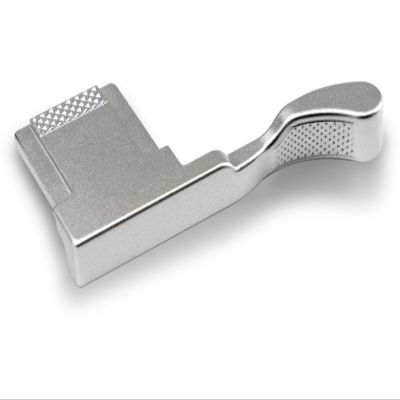 Iborrys Metal Thumb Up Grip for Fujifilm Fuji X100VI Camera, Hot Shoe Thumb Rest Support Grip Exclusive Vintage Anti-Slip Pattern, Enhance The camera's Grip Feel (Silver)