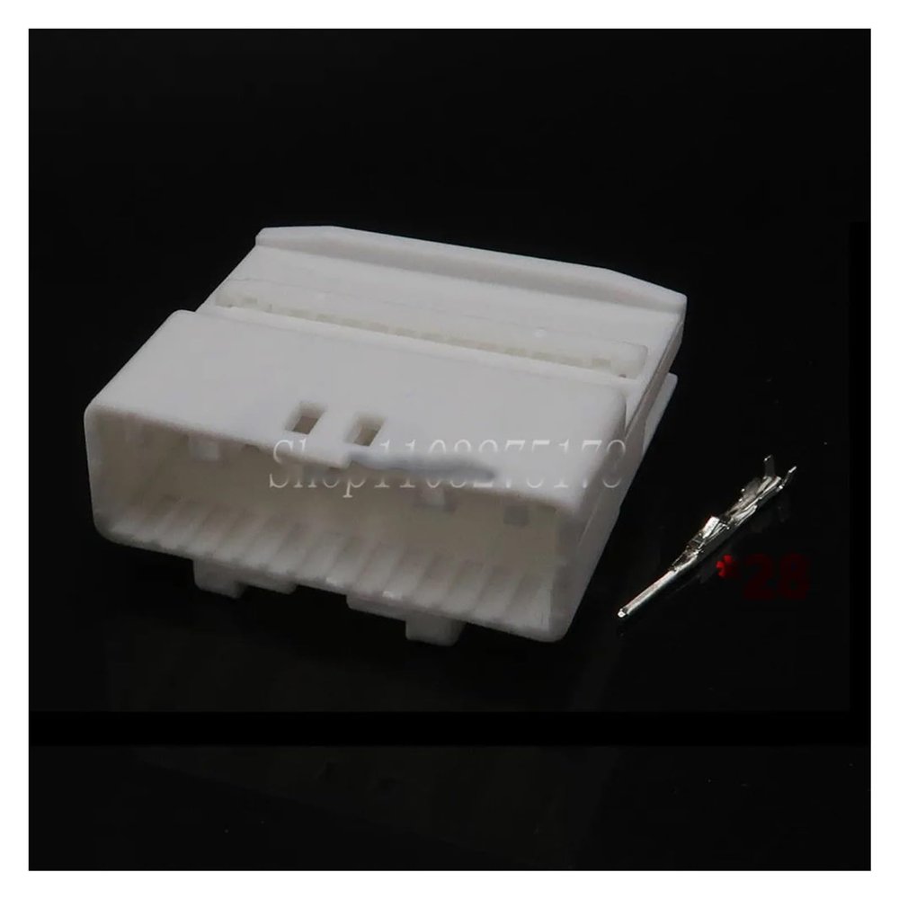 1 Set 28 Pin 1565377-1 1565380-1 90980-12555 Car Audio Navigation Rear View Harness Connector Car Terminal Linker(1 Set male)