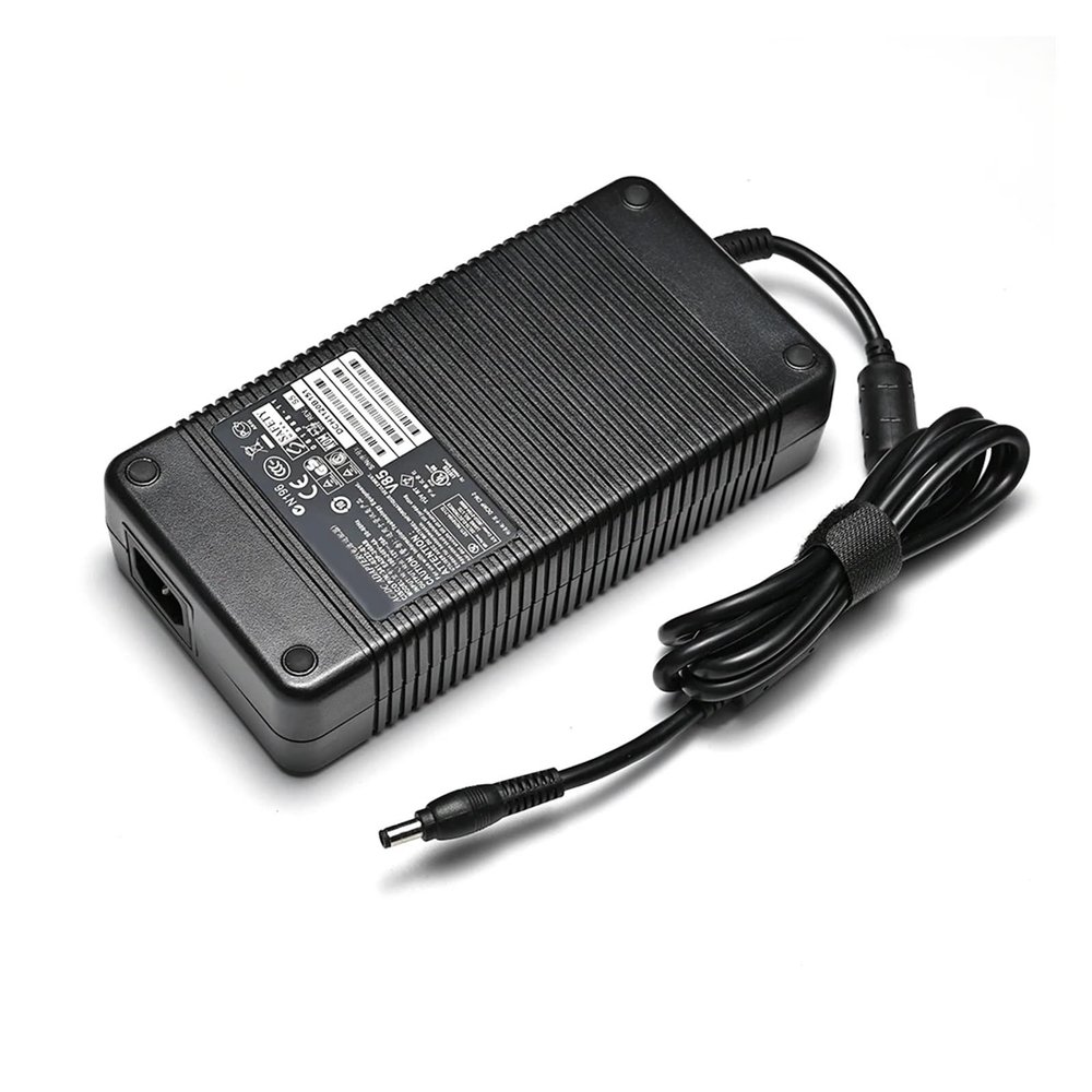 110-240V 50/60Hz 12V 20A 240W AC/DC Adapter Charger 5.5 * 2.5MM(US)