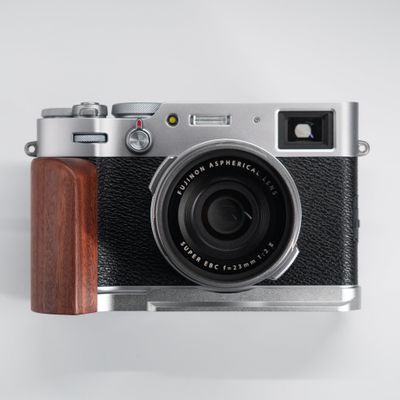 Wooden Wood Hand Grip + Aluminum Alloy Baseplate QR L Handle for X100V Camera (Rosewood (Sliver Base))