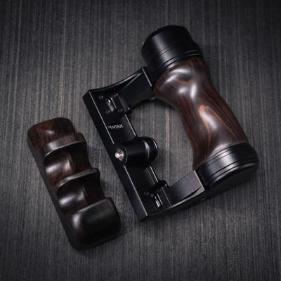 Wood Wooden Left + Right Camera Hand Grip Kit for Pentax 67 6X7 6 * 7 Handle Holder Metal Bracket (Ebony)