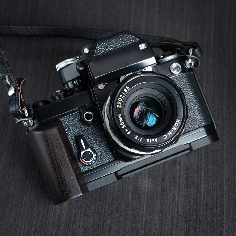 Wooden Wood Hand Grip + Aluminum Alloy Baseplate QR L Handle for F2 F2A F2AS Camera (Ebony + Black Base)