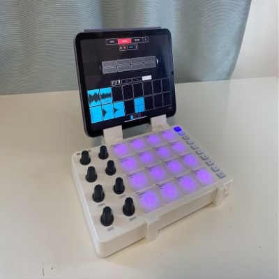 Clip Stand Holder for M-VAVE SMC-PAD Controller Attach Your iPad Tablet/iPhone Smartphone (White)
