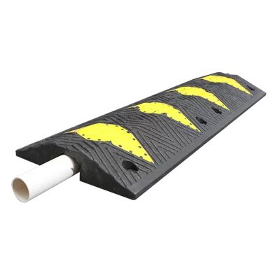 YZWZZXC Outdoor Cord Protector, Rubber Speed Bump, Cable Protector Ramp, Single Cable Channel, with Yellow Mark, Load Capacity 1100 Lbs, for Organizing and Protecting Wires