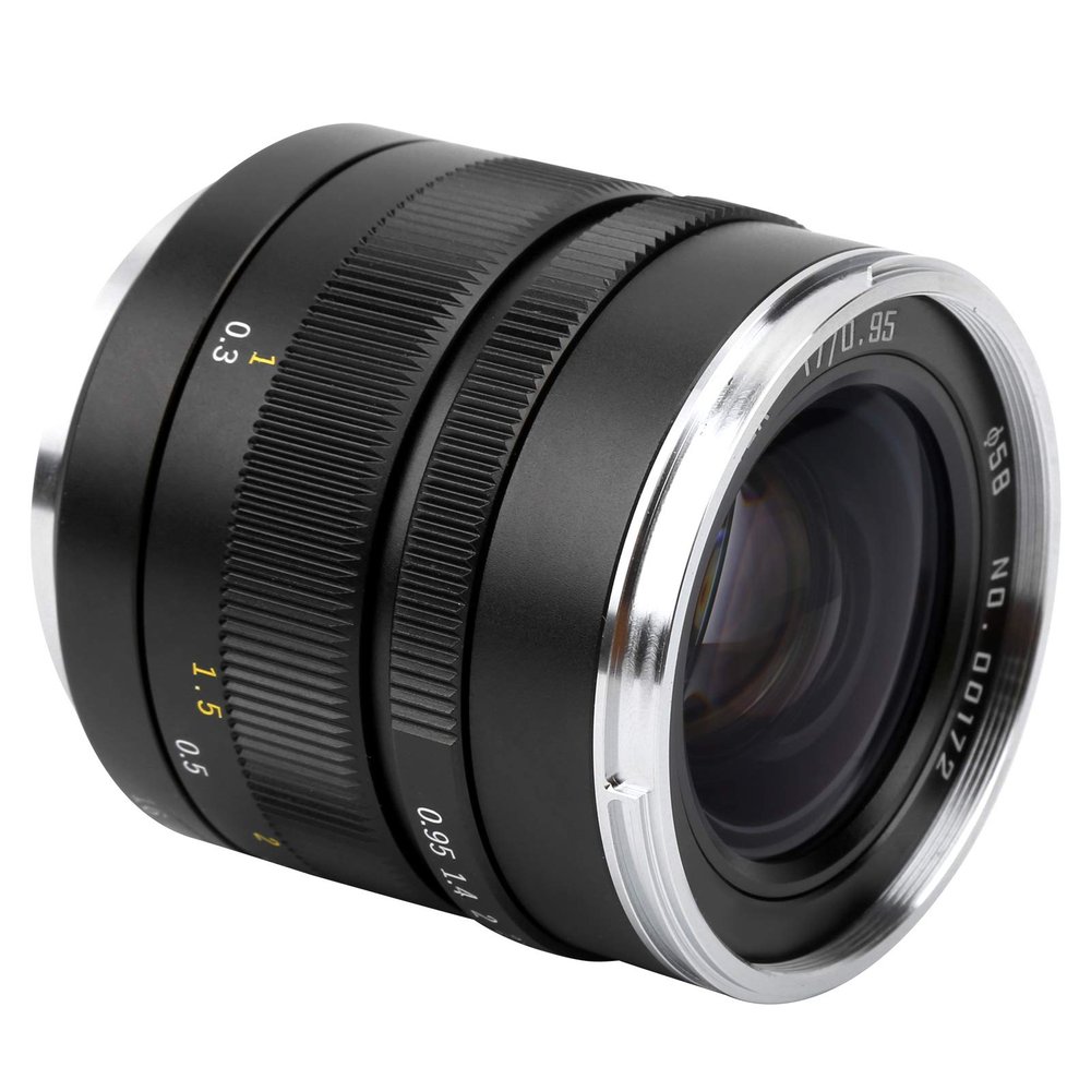 17mm F0.95 Large Aperture, Small WideAngle Portrait Lens, Great for Photos with Prominent Themes, Background Stories, and a Sense of Story, Ideal for M4/3 Mount Camera