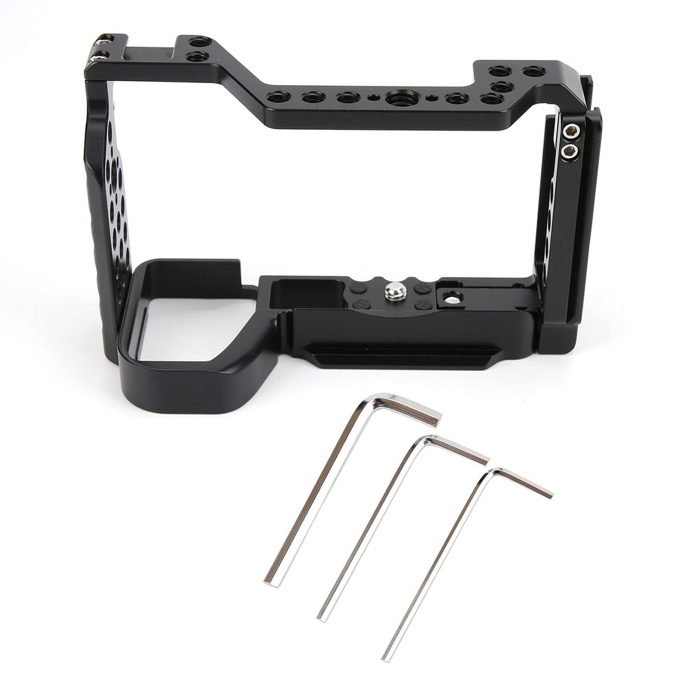 Aluminum Alloy Protective Cage for A6600 Camera, with Cold Shoe Mount and Multiple 1/4in Screw Holes, CNC Integrated for Durability