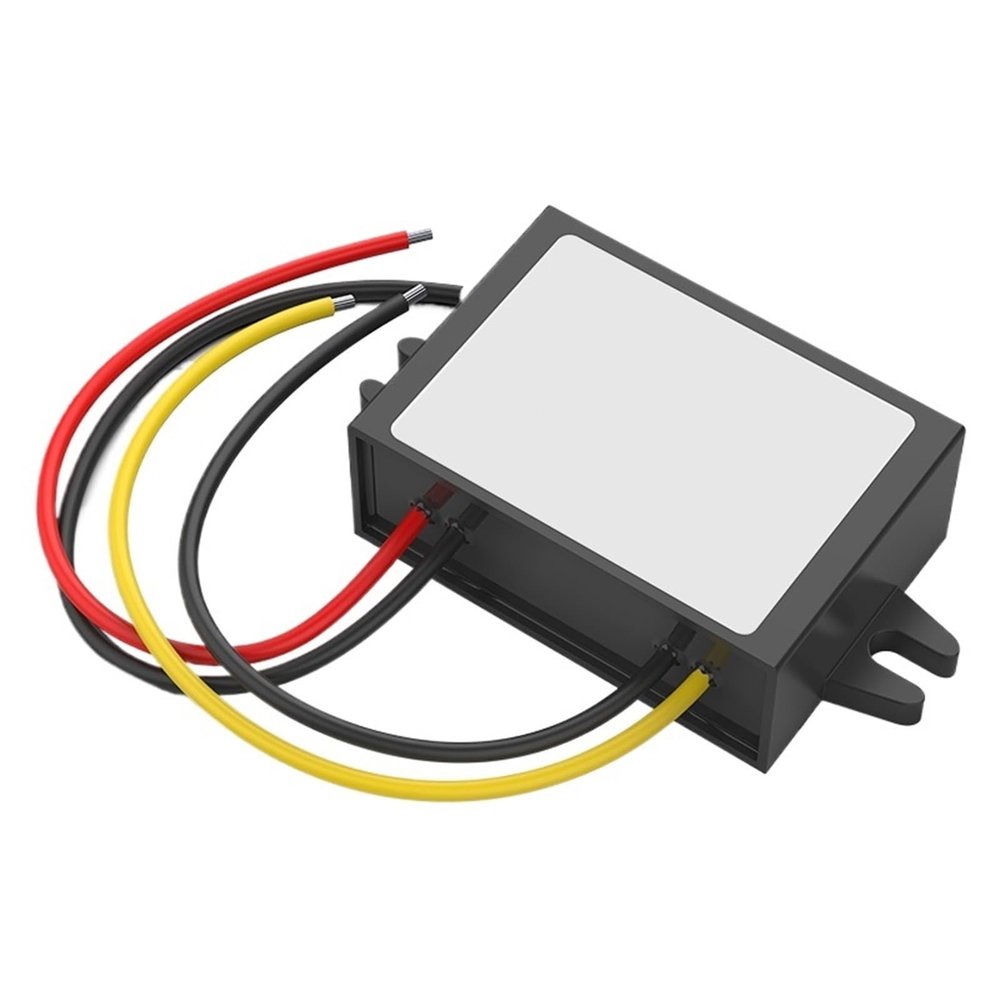 1pc 12V car stabilizer 6-20V to 12V 1A 2A 3A step-down boost converter 12V to 12V 13.8V 3A 41W power converter(3A)