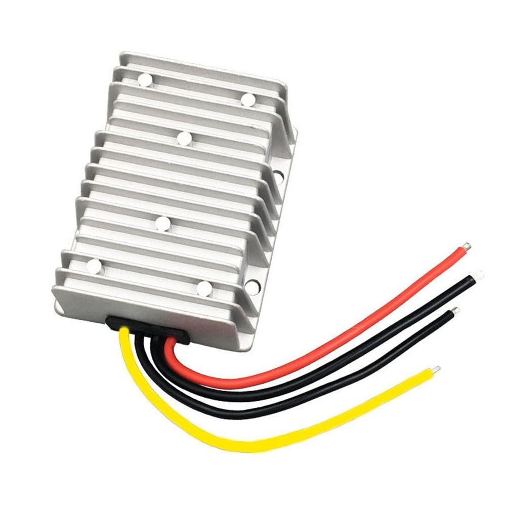 1pcs 9-36V to 28V 5A 8A 10A 15A 20A 25A 30A DC Power Converter 12V24V to 28V Automatic Step-up and Step-Down Power Supply Module(9-36V to 28V 12A)