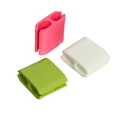 DIYEAH 4pcs Creative Cookie Shape Cable Organizer for Kitchen Cord Organizer for Nightstand Desk Cable Cord Management Headset Winder Random Color