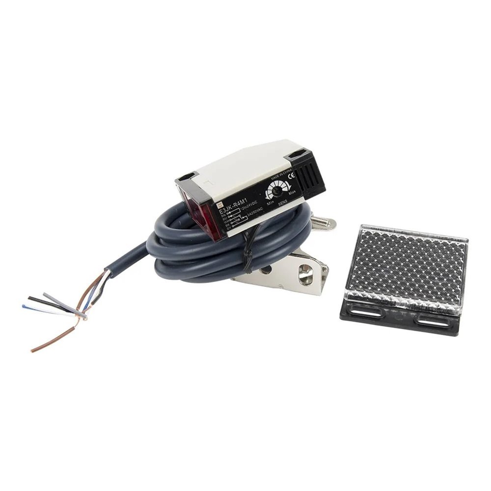 1pc E3JK-R4M1 12-24V 4m Sensing 18x50x50mm retroreflective Switch with Reflector E3JK Series Sensor