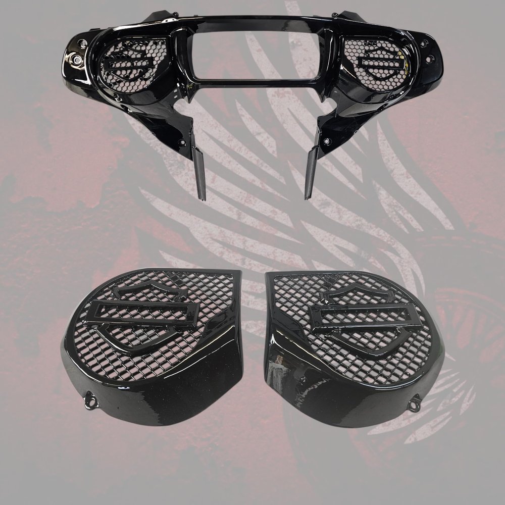 24+ Street Glide inner fairing Speaker grill with shield emblem chainlink