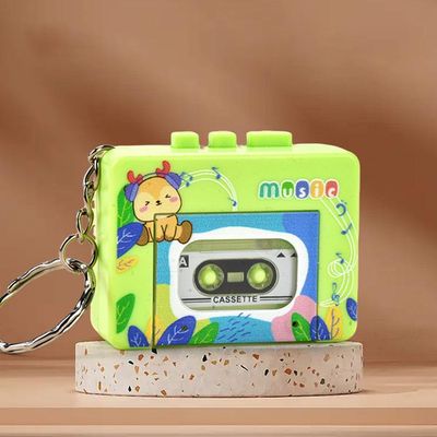 Retro Mini Tape Recorder Keychain, Retro Cassette Player, Recordable Mini Cassette Tape Player Keychain with Music Microcassette Player, Portable Keychain Gifts