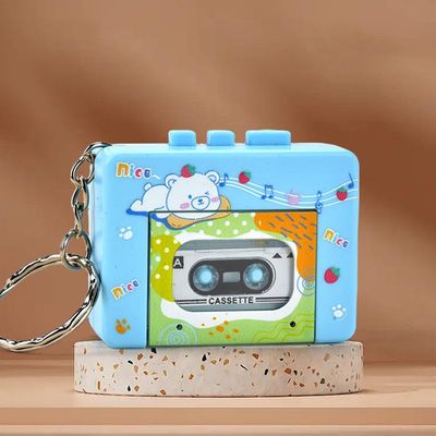 Retro Mini Tape Recorder Keychain, Retro Cassette Player, Recordable Mini Cassette Tape Player Keychain with Music Microcassette Player, Portable Keychain Gifts