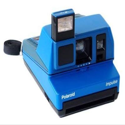 Polaroid Impulse Instant Film Camera  Lapis Blue  Vintage 600-Type Camera with Built-In Flash (Renewed)