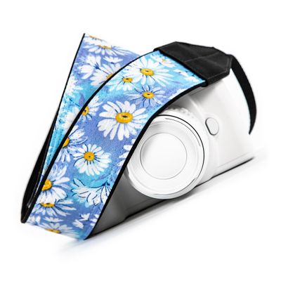 Camera Strap, White Daisy, for DSLR, SLR or mirrorless cameras