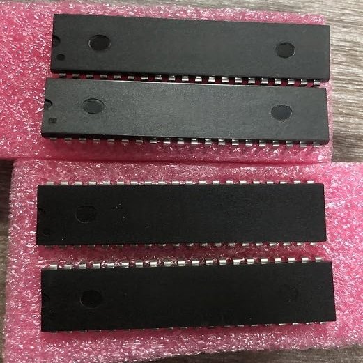 1-2pcs/lot Compatible UA6528 6528 DIP40 Gaming Change The N- Format PPU Graphics Processing