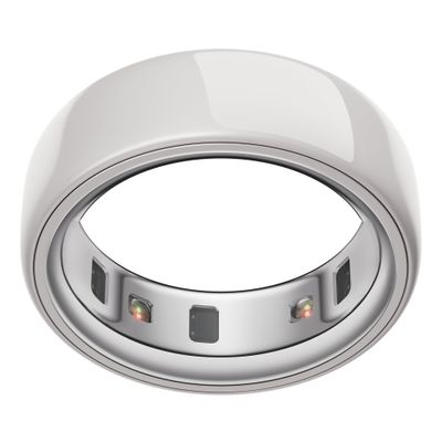 Oura Ring 4 Ceramic Cloud - Size 9 - Size Before You Buy