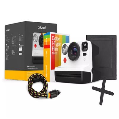 Polaroid Instant Camera Essentials Kit