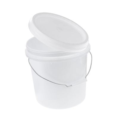 SOLUSTRE Plastic Bucket with Lid and Handle Heavy Duty Sealed Pail for Outdoor Industrial and Home Use Portable Sturdy Container for Paint Pet Food Storage and Cleaning Tasks