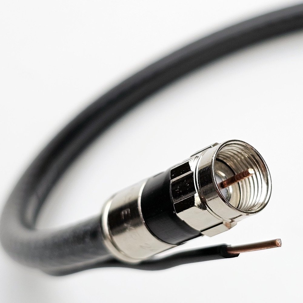 PHATSAT USA Made RG6 Coaxial Cable Aerial Messenger, High-Performance Plus Wire for TV, Satellite & Internet, Black, 45 ft