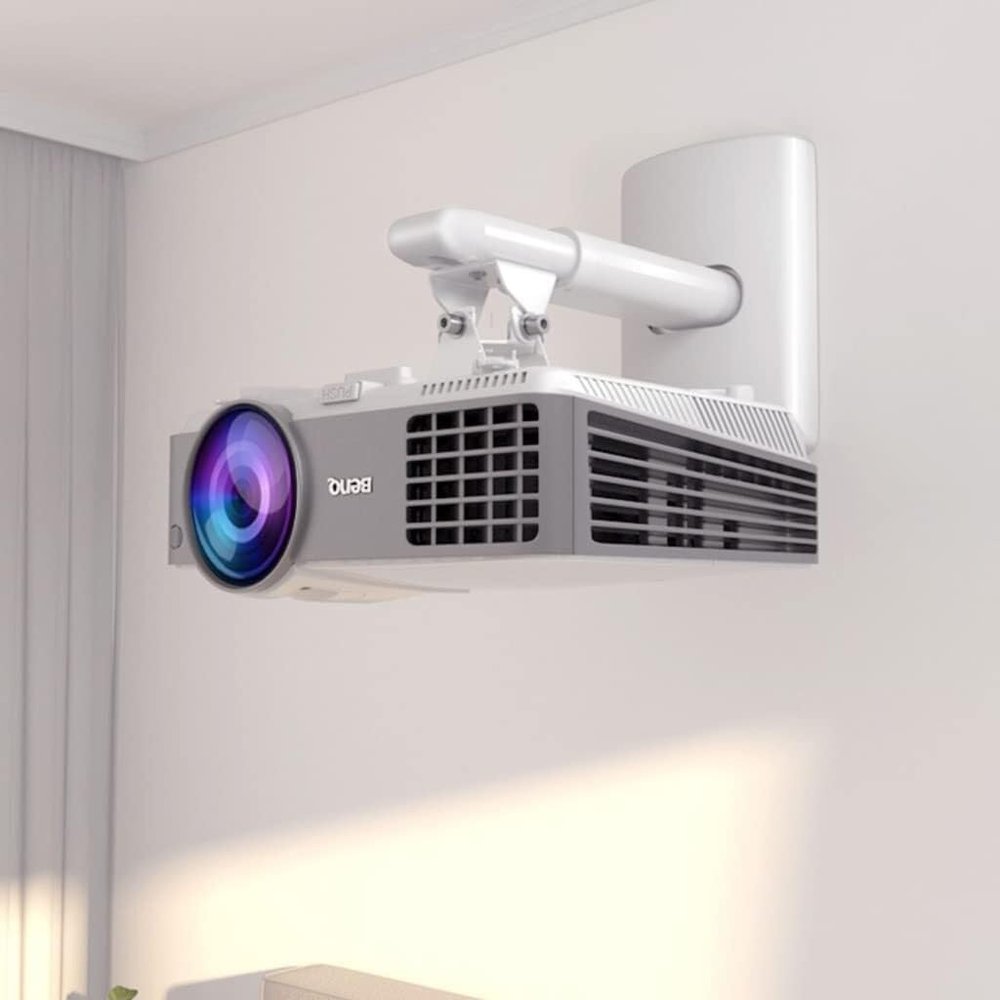 Adjustable Projector Wall Mount Bracket with Telescopic Extension, 30 Tilt, 360 Rotation, Aluminum Alloy for Home, Office, Cinema