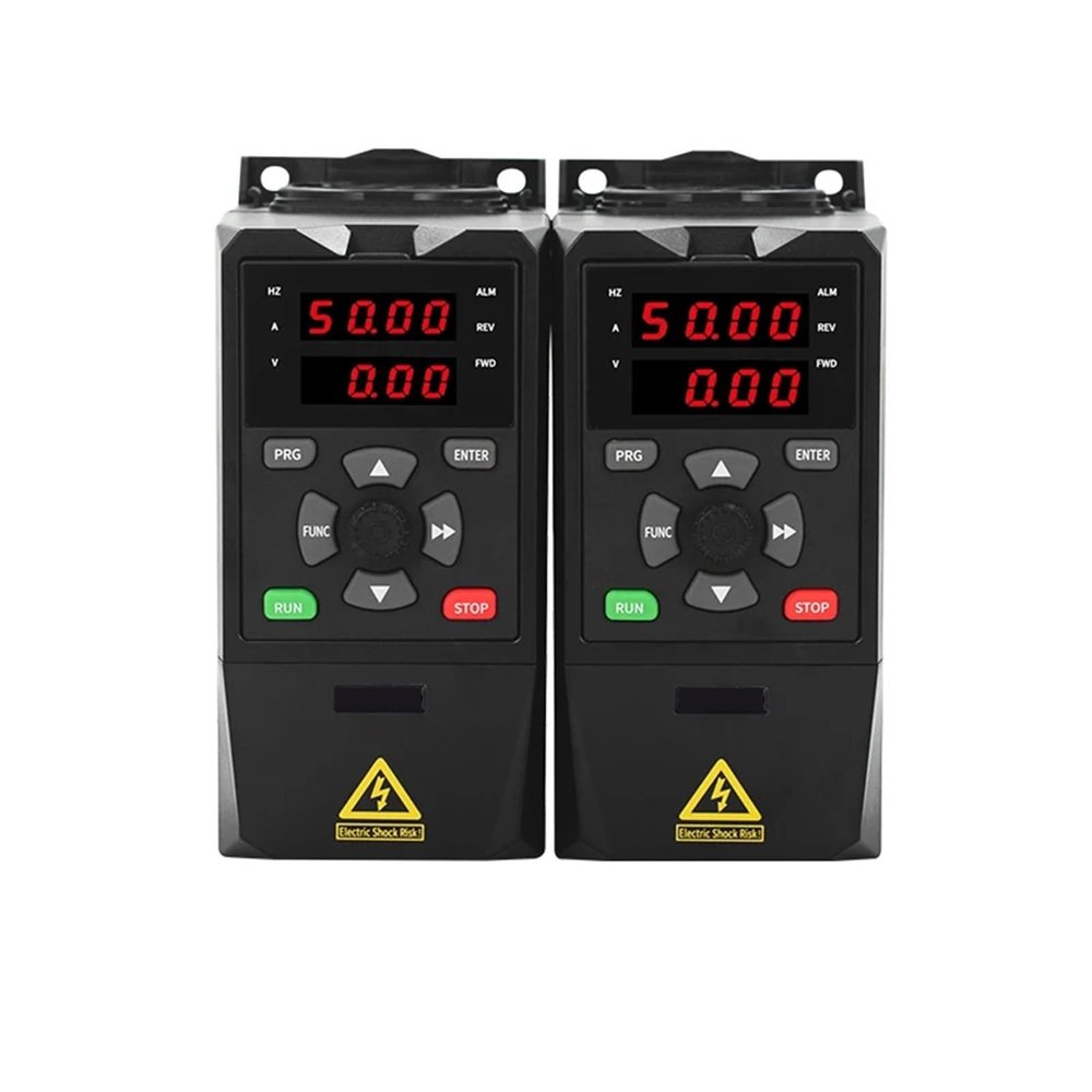 1Pcs VFD 1Phase Input 3Phase Output 220V Variable Frequency Vector Drive Converter Inverter 0.75/1.5/2.2KW Motor Speed Controller(1.5KW,3PH to 3PH 220V)