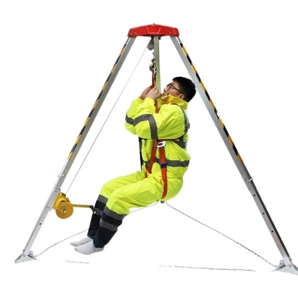 Emergency Rescue Tripod, Aluminum Alloy Lifting Equipment, Confined Space Rescue Tripod, Retractable Wellhead Tripod for Safe Emergency Operations