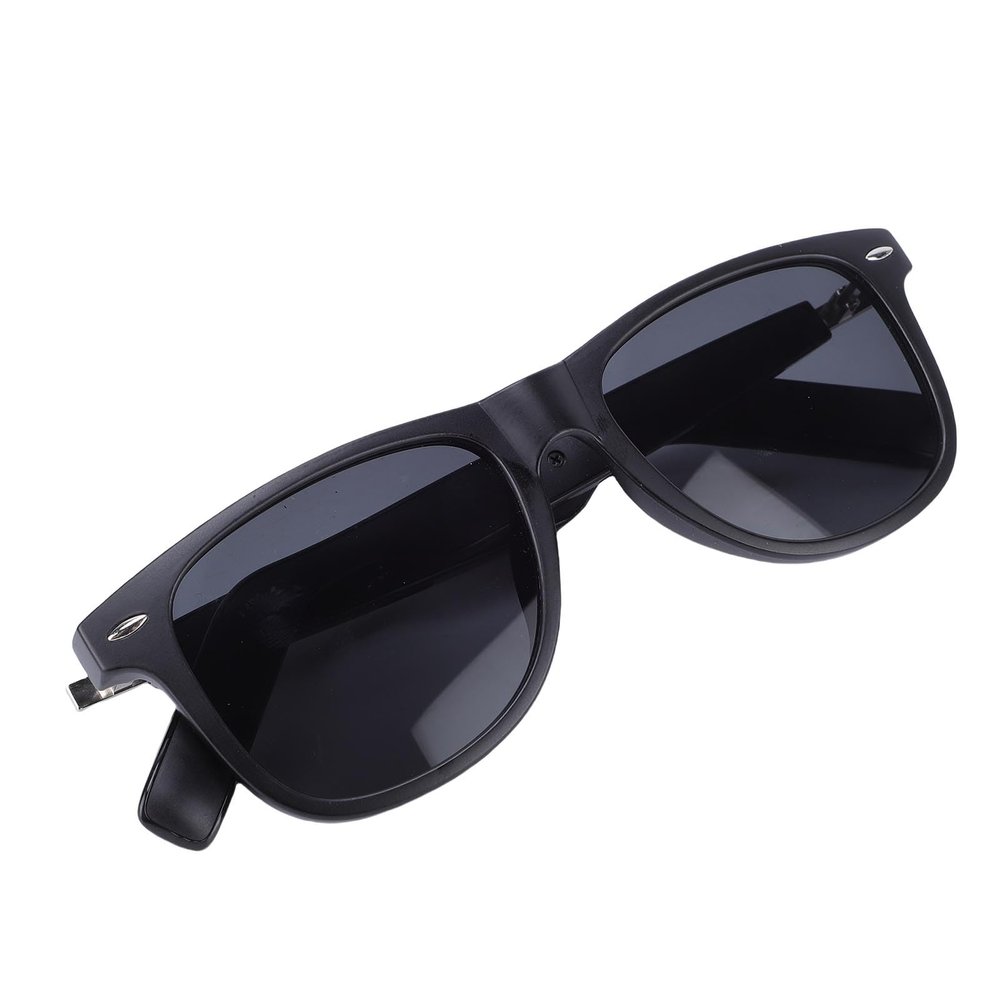 Luqeeg AI Translation Sunglasses Bluetooth 5.4 100 Languages Real Time Smart Translator Glasses with Built in Integrated Microphone and Speaker for Men Women Travel Music and Calls