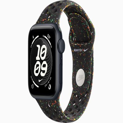 Apple Watch SE 3 [GPS + Cellular, 40mm] Midnight Aluminum Case with Midnight Black Nike Sport Band, S/M (Renewed)