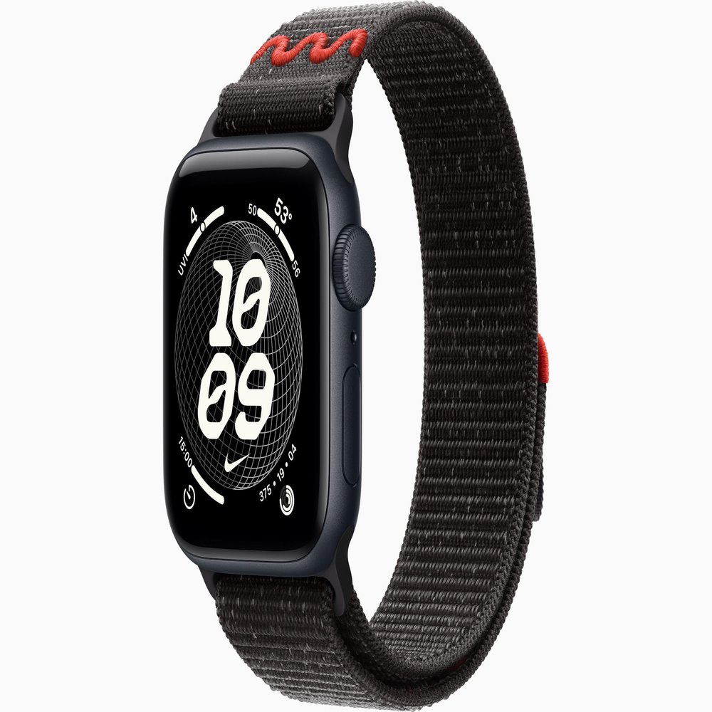Apple Watch SE 3 [GPS + Cellular, 40mm] Midnight Aluminum Case with Midnight Black Nike Sport Loop, One Size (Renewed)
