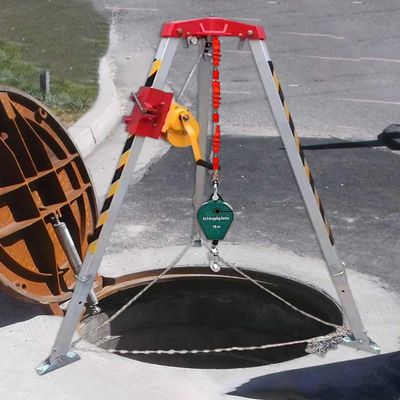 DFEDHF Confined Space Equipment Adjustable Commercial Firefighting Rescue Tripod with Self-Locking Device,Confined Space Tripod Kit Sewer Lifting Tripod Sewer Lifting Tripo, 2600Lbs Winch
