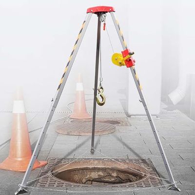 BYFSRUS Emergency Tripod Rescue System  Multifunctional Tripod Kit with Self-Locking Winch 1179.3 kg Load Capacity 30 m Height for Confined Space Engineering and Rescue Operations