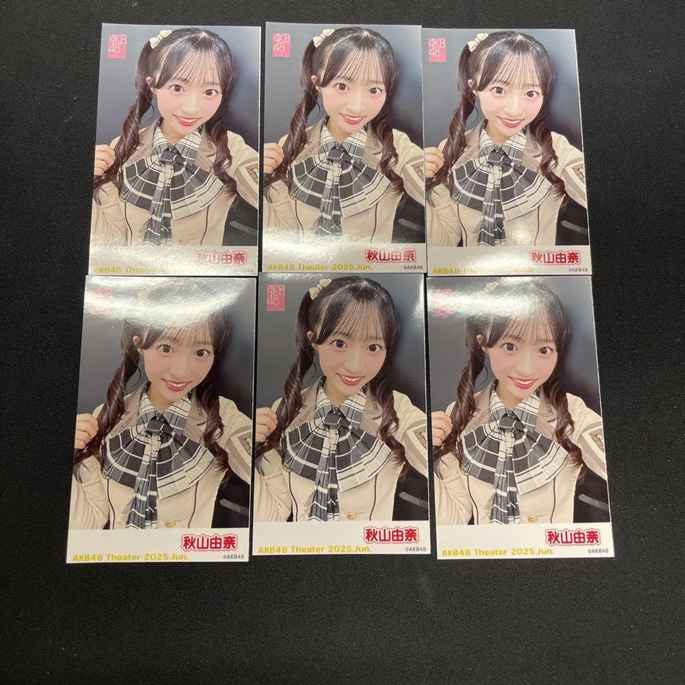 AKB48 Theater Ping Pong Instant Camera-Style Photo Set of 6 Yuna Akiyama