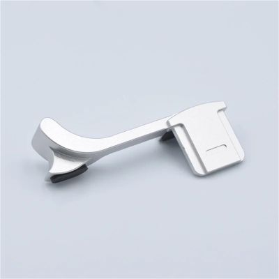 Aluminum Alloy Thumb Up Hot Shoe Grip Hotshoe Bracket Adapter for Leica Q2 Camera Excellent(Silver)