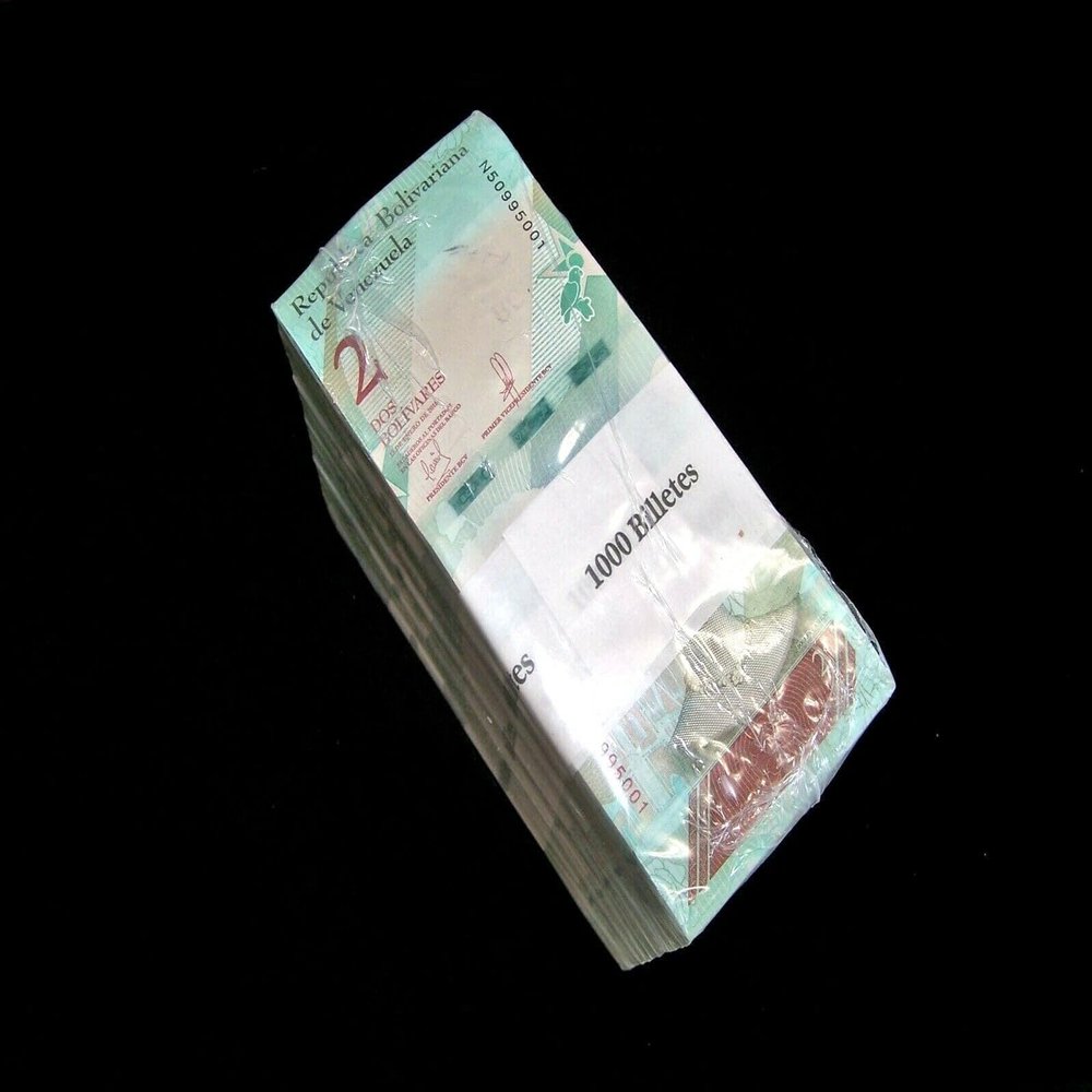 1000 pcs x Venezuela 2 Bolivares banknotes/ 2018 Issue/Brick