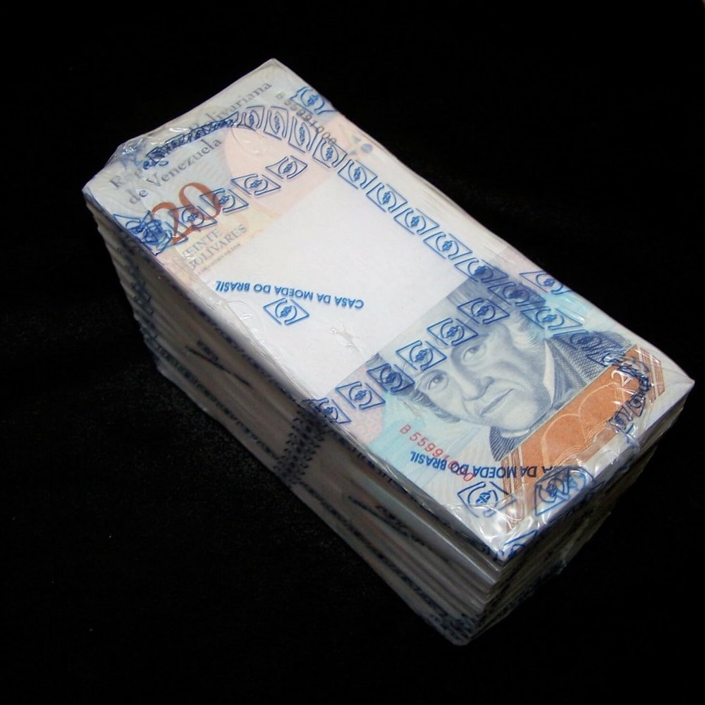 1000 x Venezuela 20 bolivares banknotes/ 2018 Issue/Currency Brick