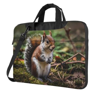 WZYWHJ 15.6 inch Cute little squirrel Pattern Laptop Bag - with Soft Interior, Multiple Pockets - Ideal for Men, Travel and Business